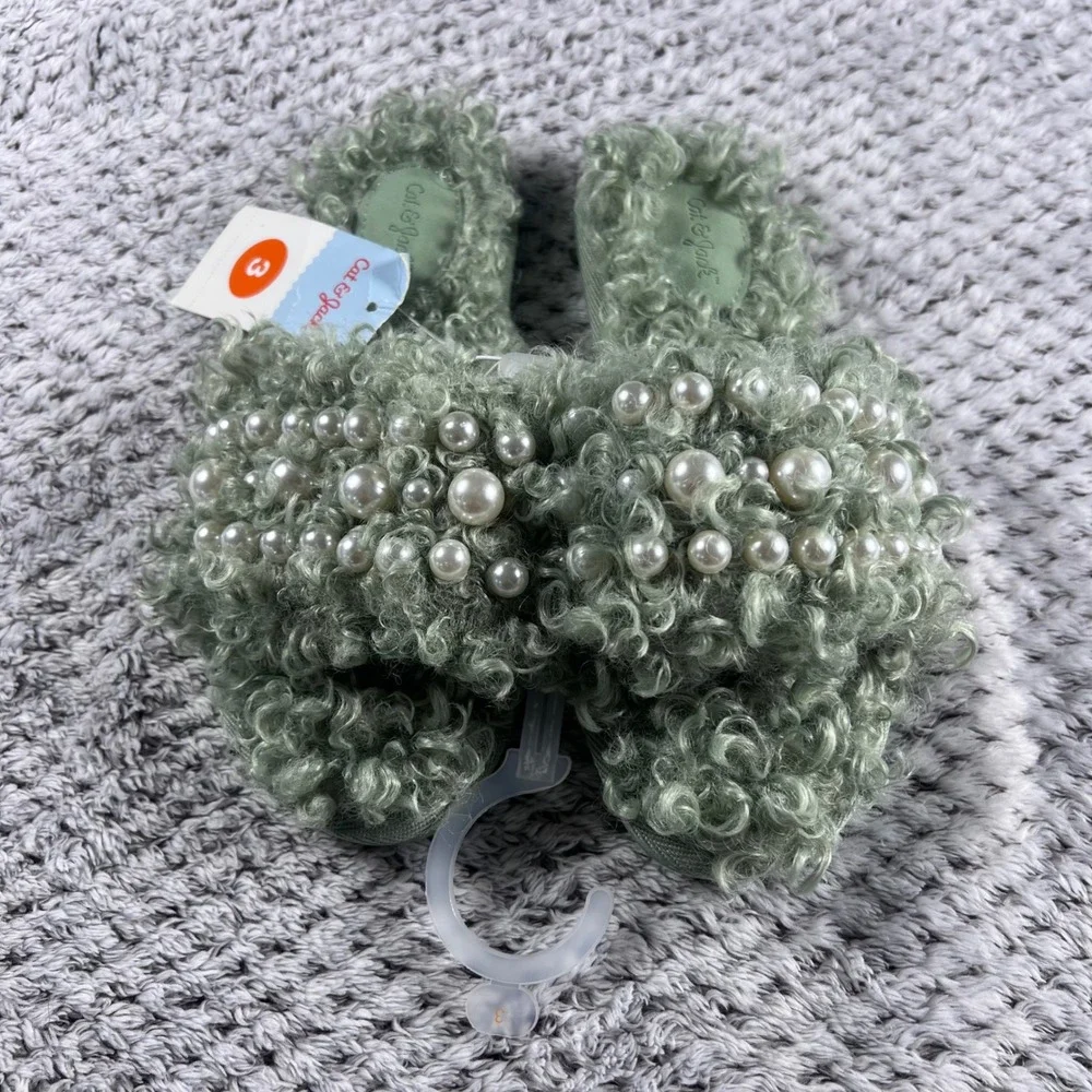 Cat Jack Toddler Girls Slippers Size 3‎ Mint Green Faux Fur Pearl Embellished